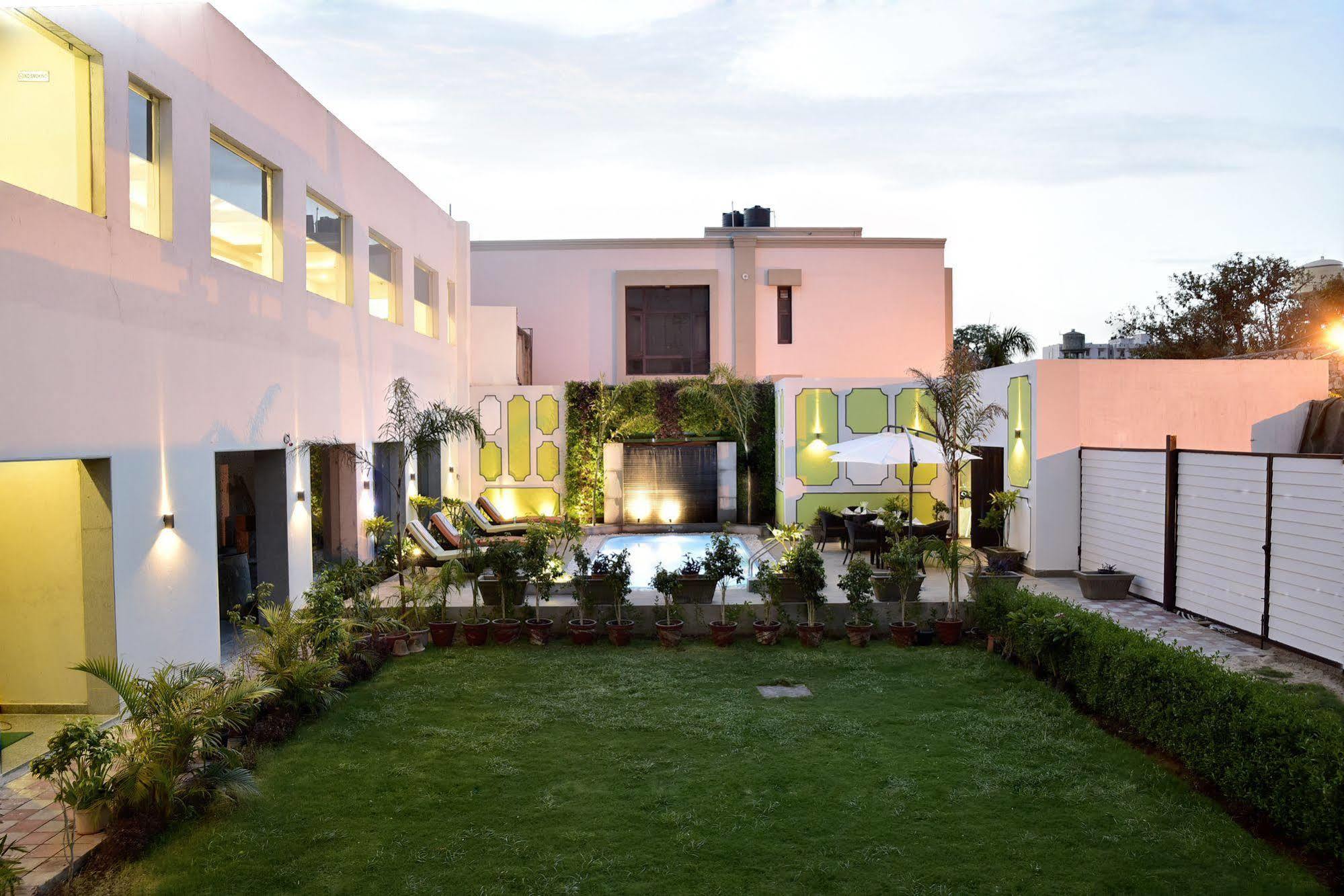 Hotel Gandharva- A Green Hotel Jaipur Extérieur photo