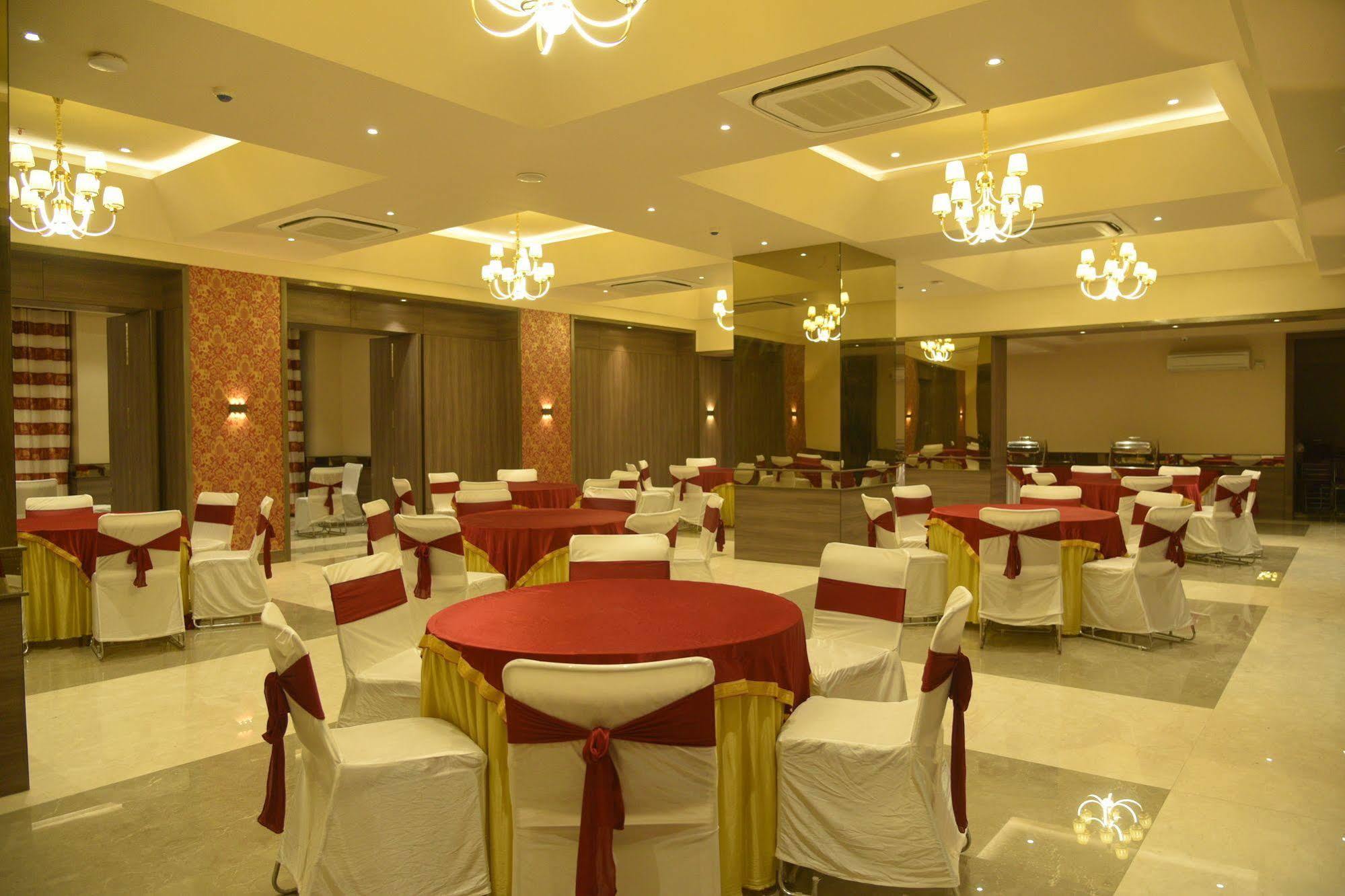Hotel Gandharva- A Green Hotel Jaipur Extérieur photo