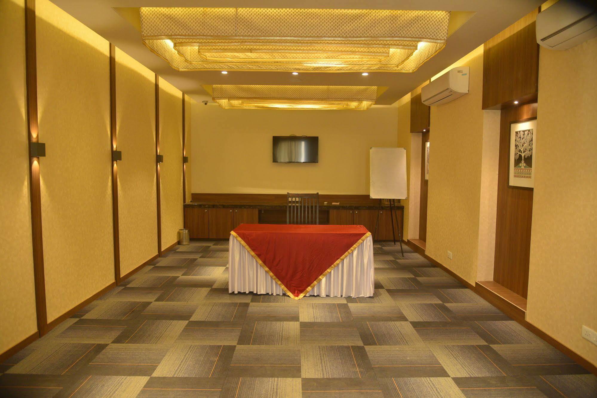 Hotel Gandharva- A Green Hotel Jaipur Extérieur photo