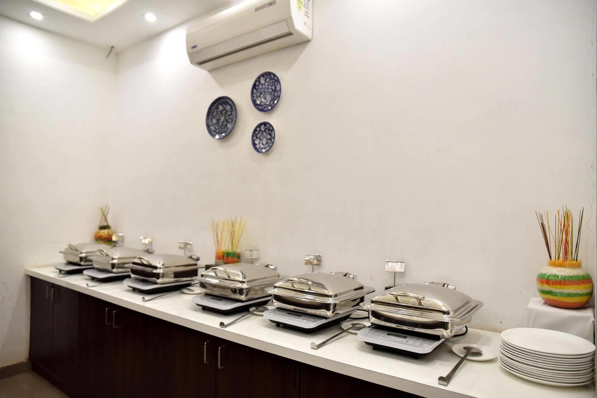 Hotel Gandharva- A Green Hotel Jaipur Extérieur photo
